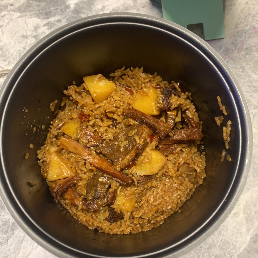 土豆焖饭（电饭锅版）