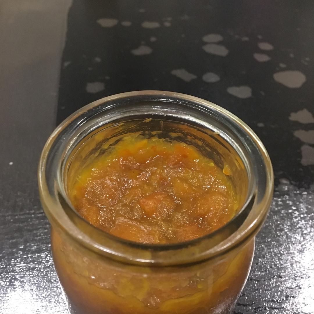 金桔酱润肺止咳化痰疗效好。金桔酱。