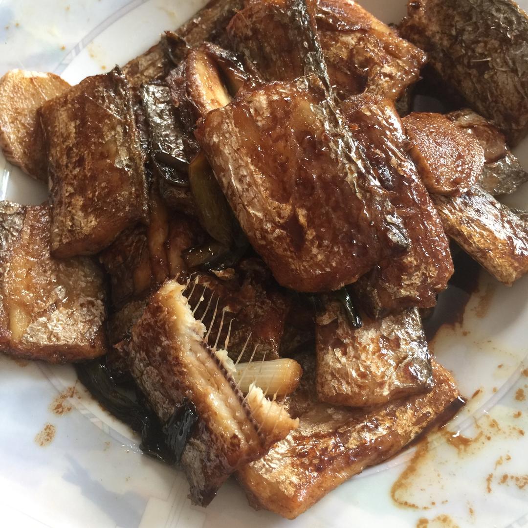 红烧带鱼