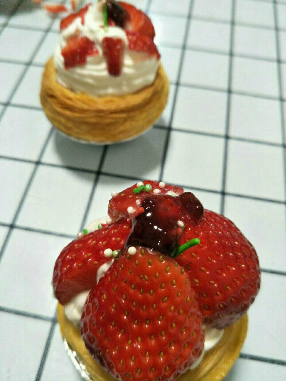 不可错过的草莓蛋挞，适合懒人超简单！