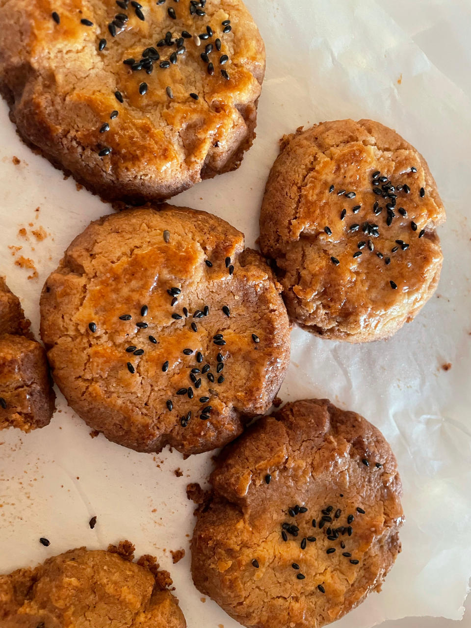 轻轻一按就碎掉的原味桃酥（不输猪油版）