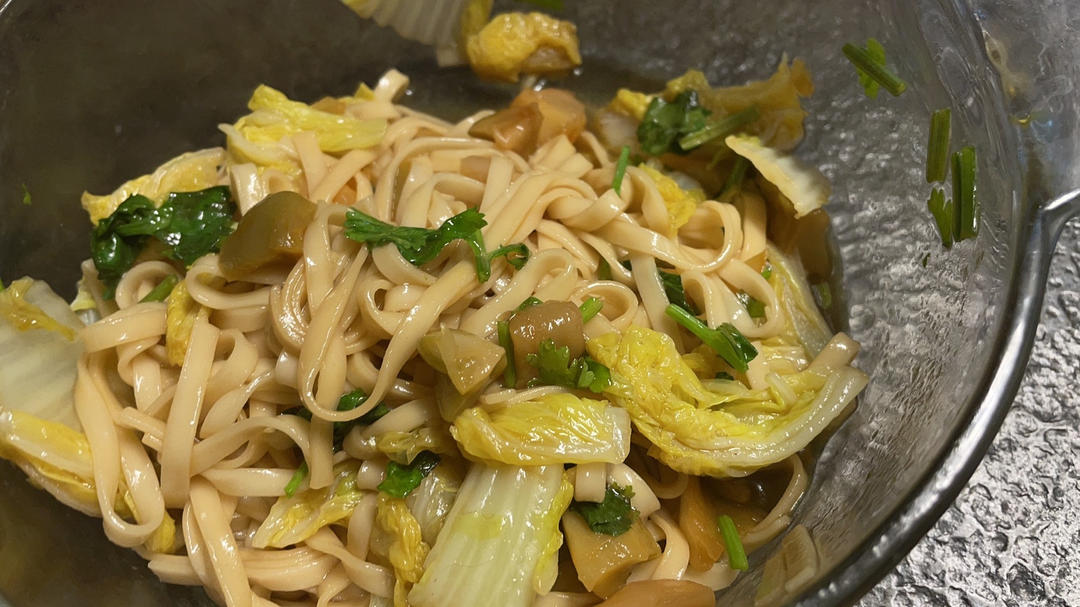 十分钟就能吃上的快手热汤面