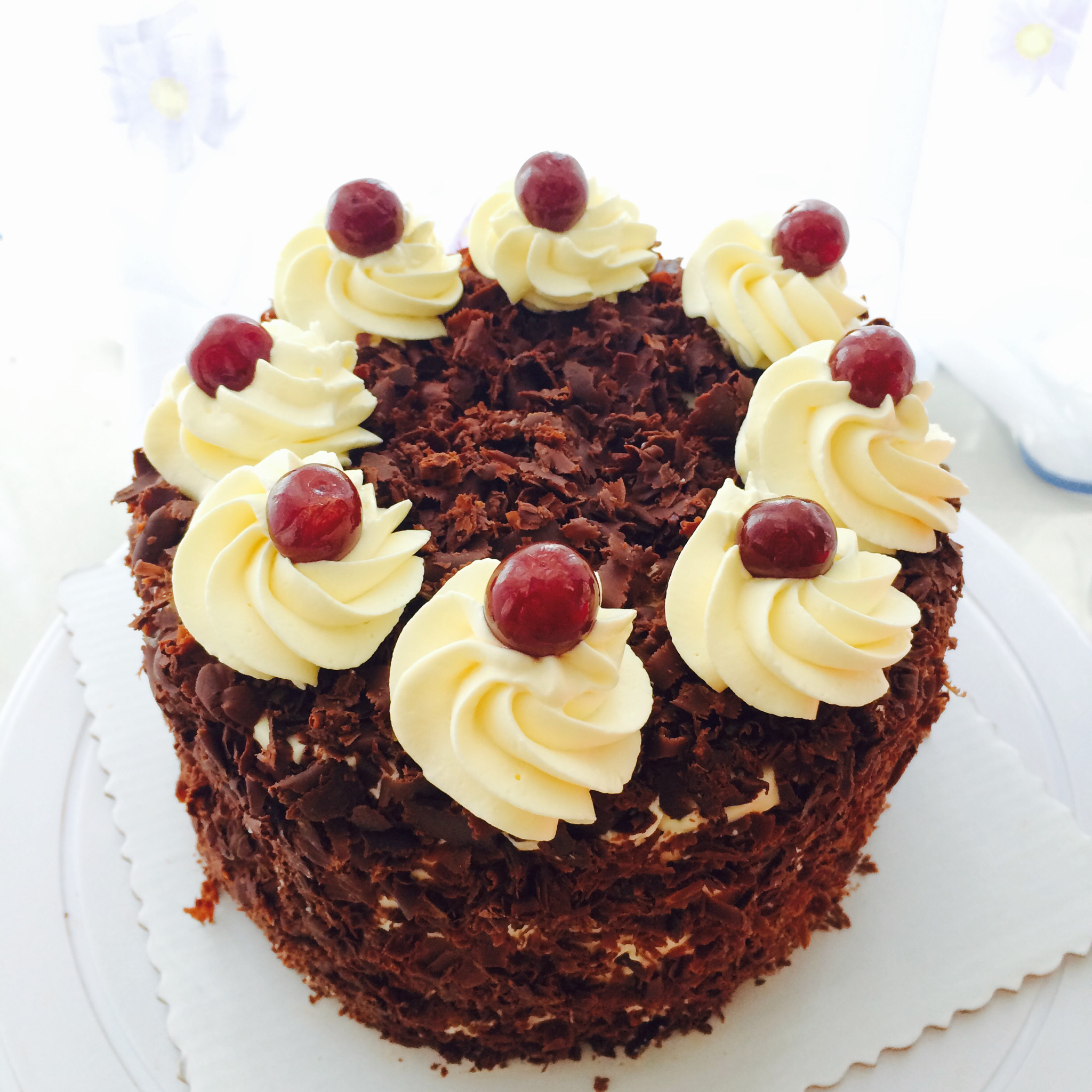 黑森林蛋糕（如何刮出大朵巧克力屑）