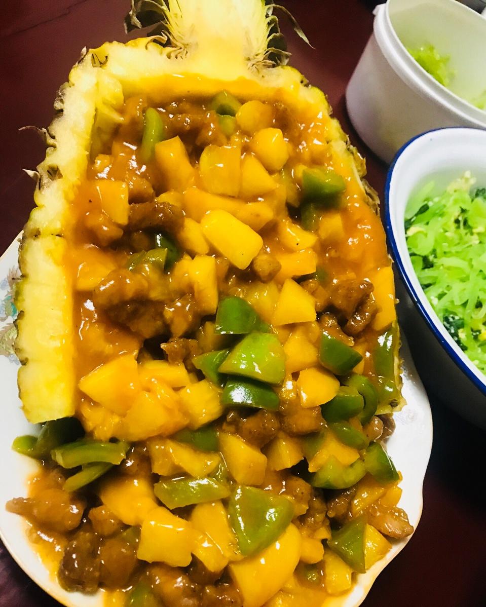 菠萝咕噜肉