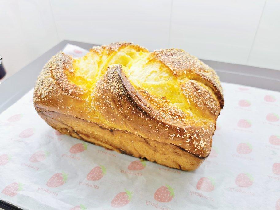 视频菜谱：做过几百次的椰蓉吐司面包