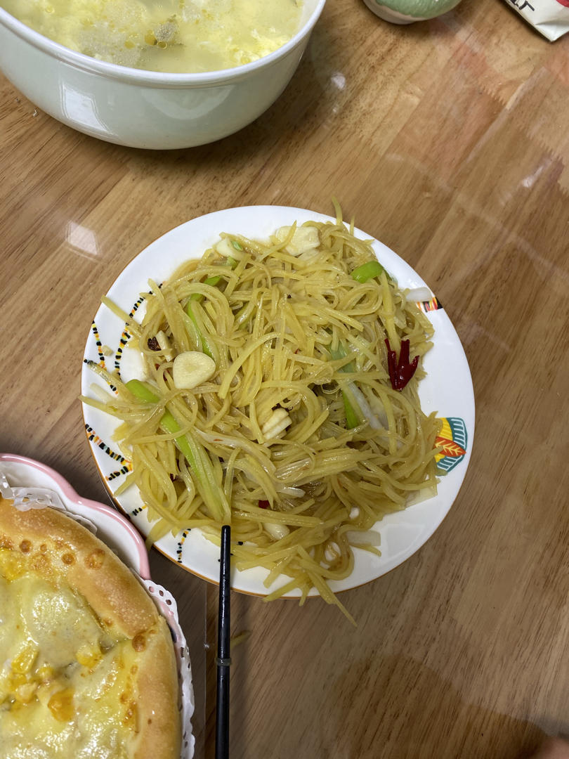 在家也能做出馆子味儿的醋溜/炝炒/酸辣土豆丝（就是那道看似简单，实则步步玄机的土豆丝）