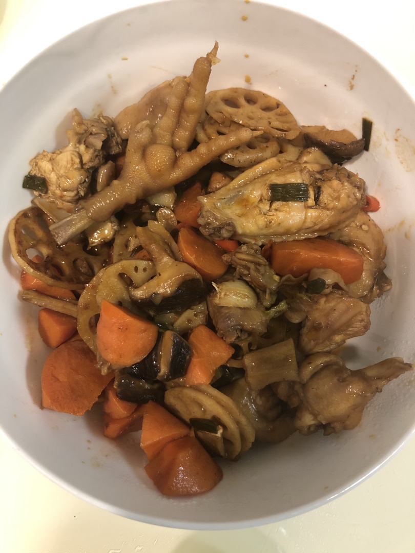 下饭菜胡萝卜土豆焖鸡翅
