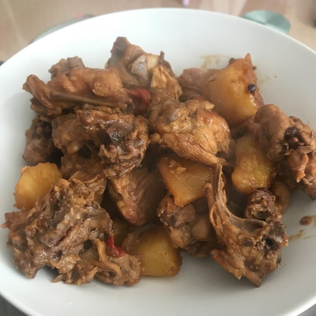 土豆炖鸡架