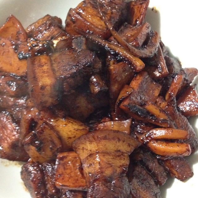 墨鱼红烧肉