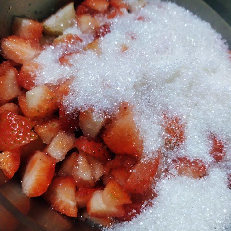 自制无添加草莓酱