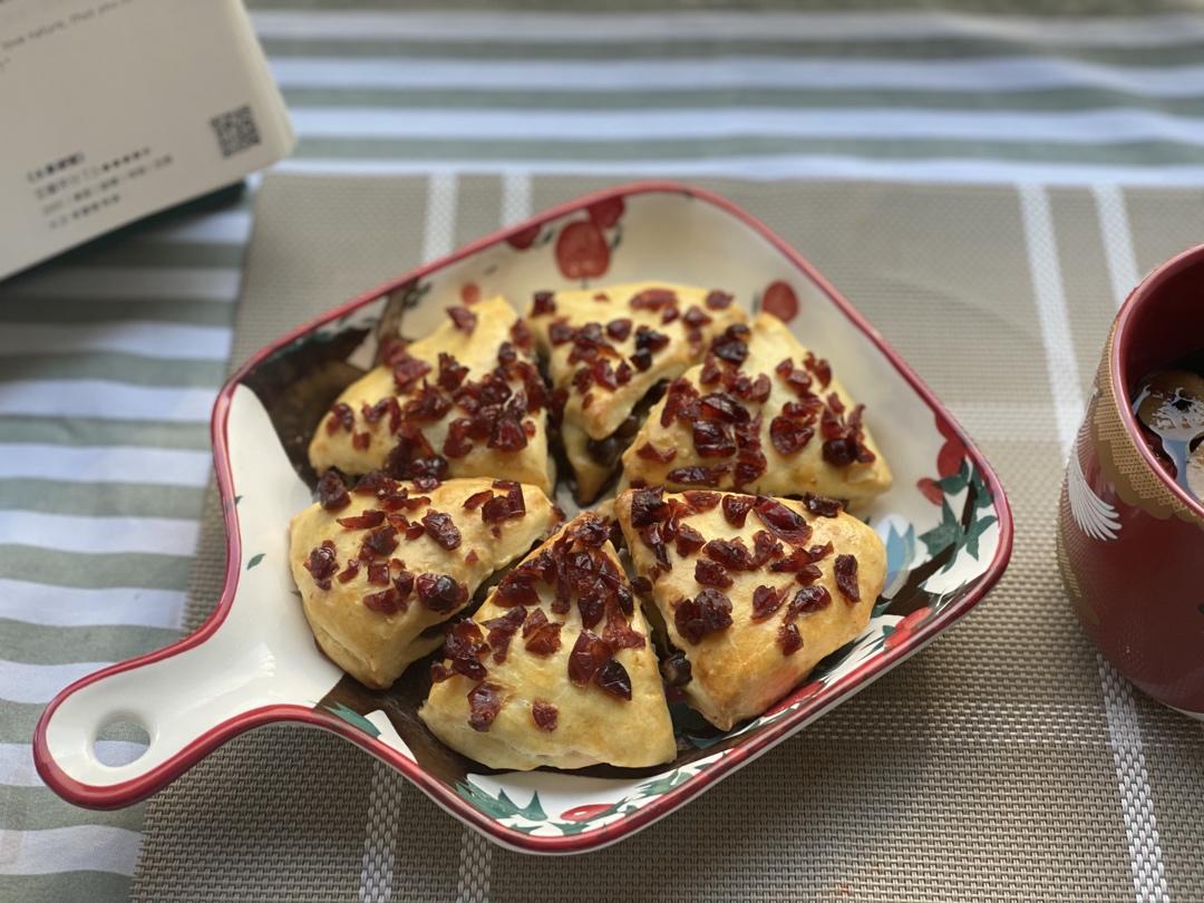满屋飘香，口口都是满足——酥松香甜的蔓越莓蜜豆司康
