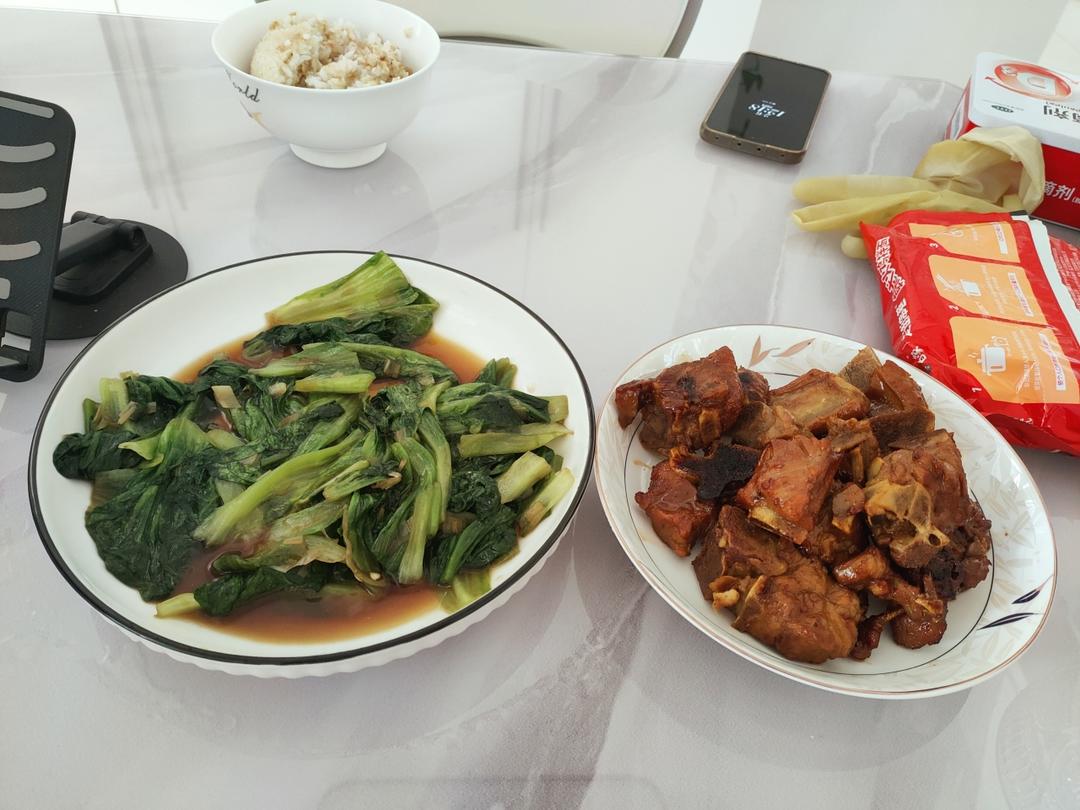 红烧排骨