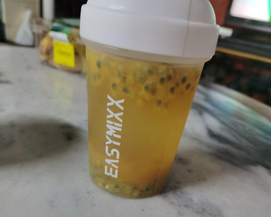 百香果柠檬蜂蜜绿茶