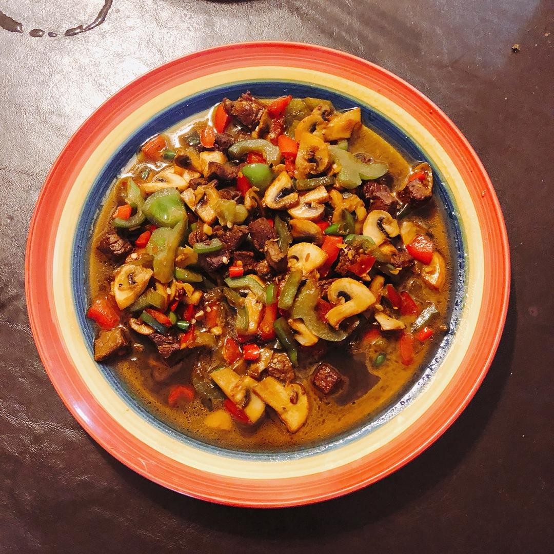 家常菜~杏鲍菇烧牛肉粒