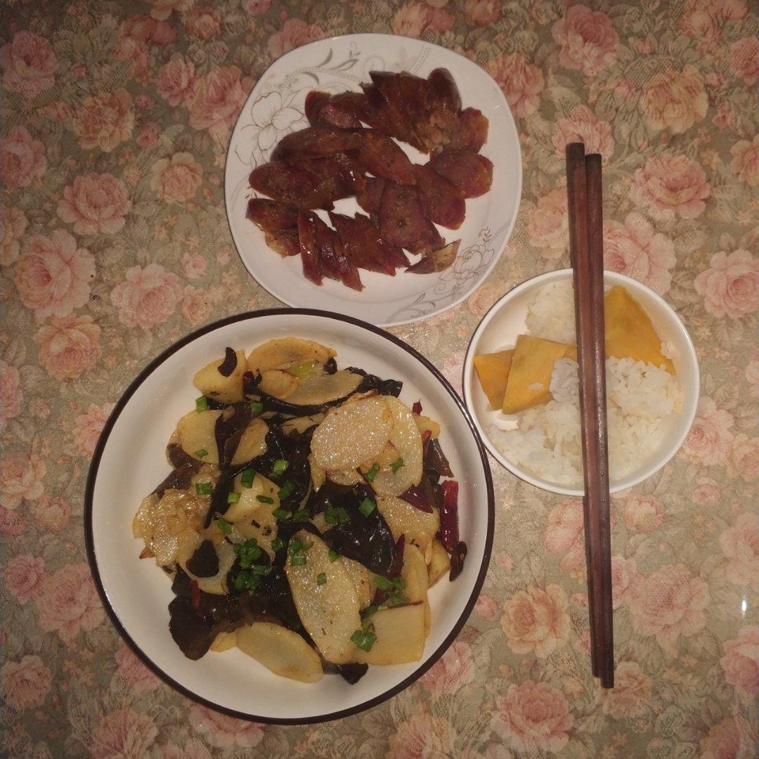 木耳炒山药