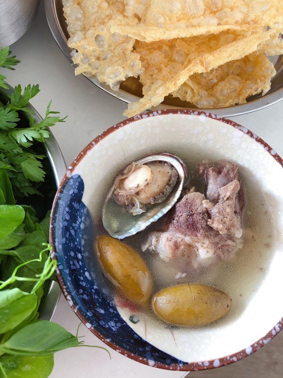 橄榄🫒鲍鱼汤的做法
