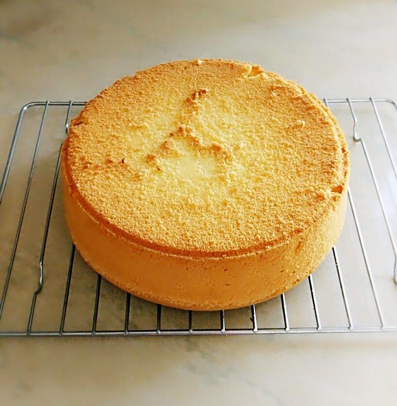烤箱做蛋糕（戚风蛋糕的做法）