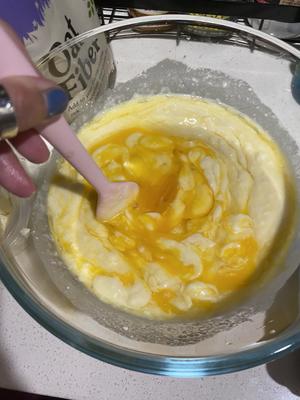 生酮 6寸巴斯克生日蛋糕（彩虹星空主题🌃低卡无糖奶油芝士版，0卡燕麦纤维粉应用实验5号）的做法 步骤5