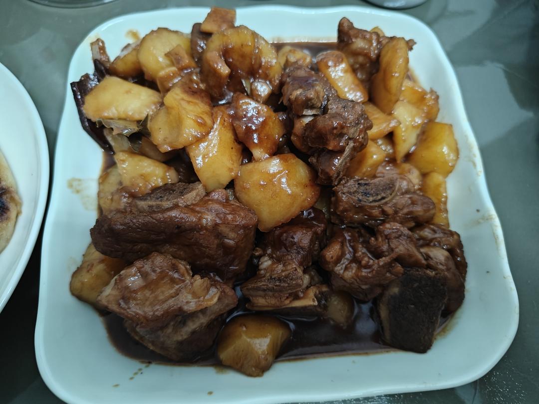 土豆排骨（超好吃）