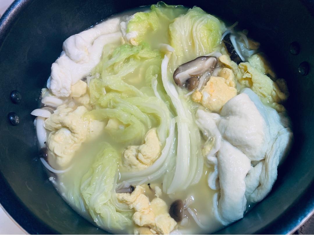 鲜美杂菇白菜汤