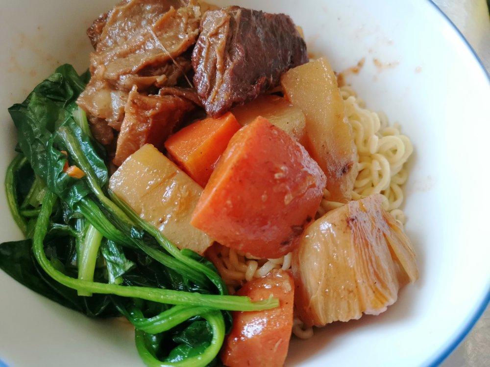 一个话唠包教包会的香浓红烩牛腩