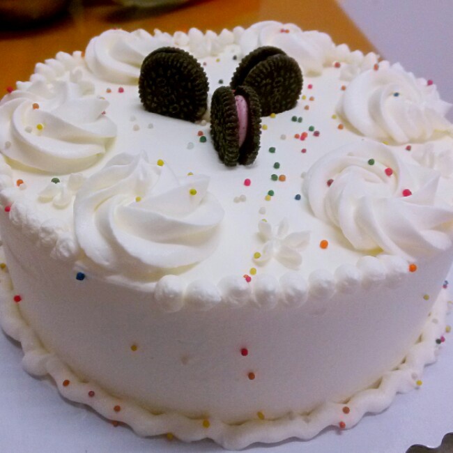 花自飘零-20做的淡奶油裱花蛋糕