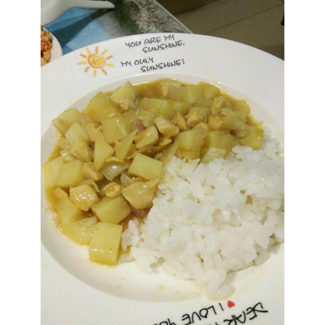 鸡肉咖喱饭