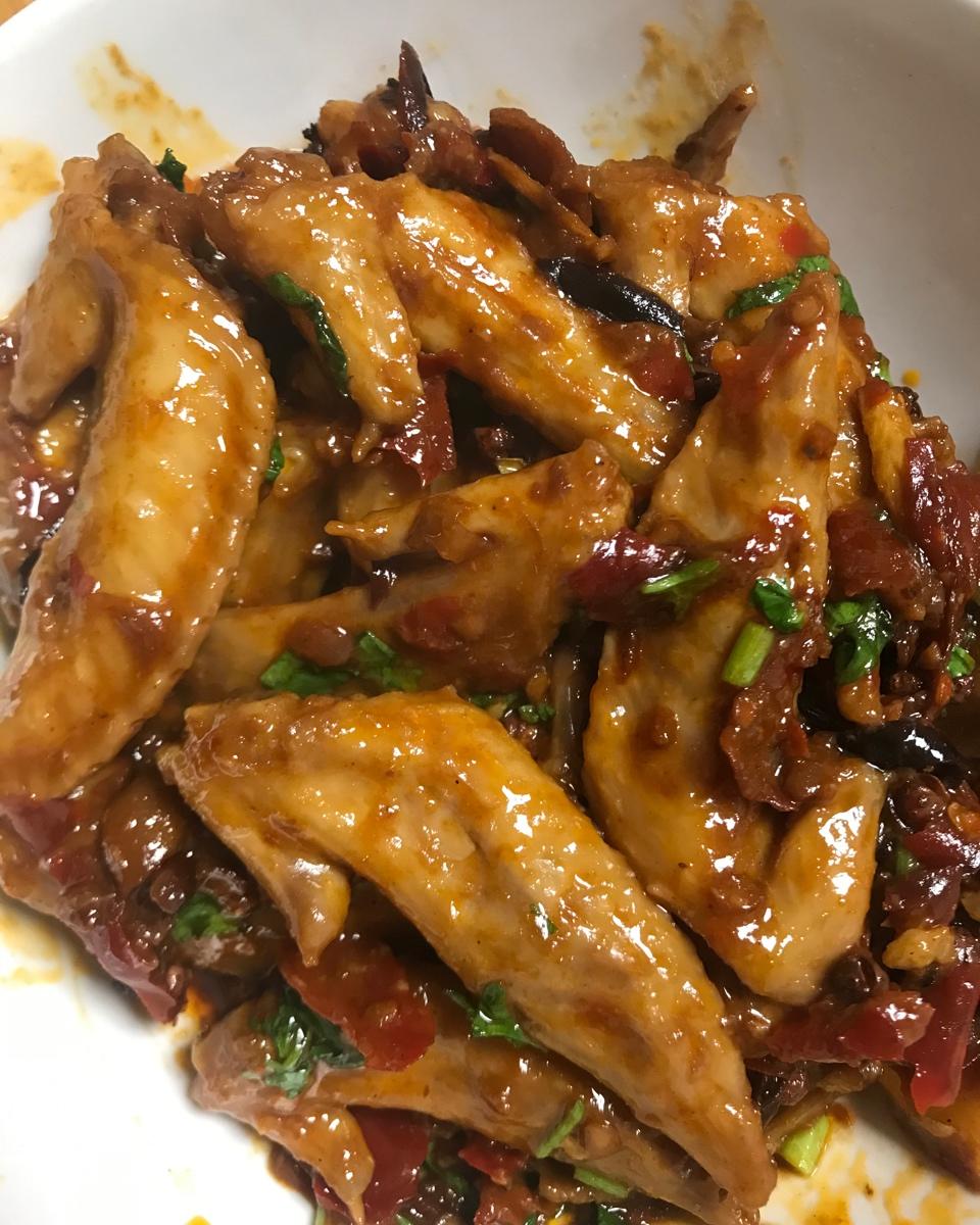 香辣卤味鸡尖