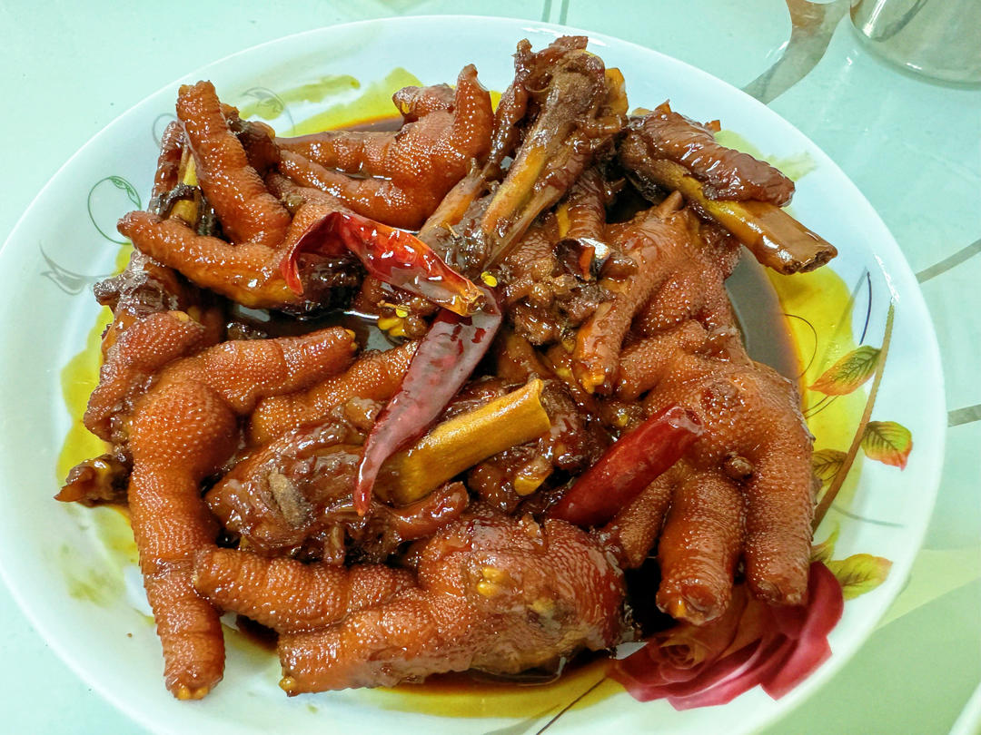 “销魂”卤鸡爪