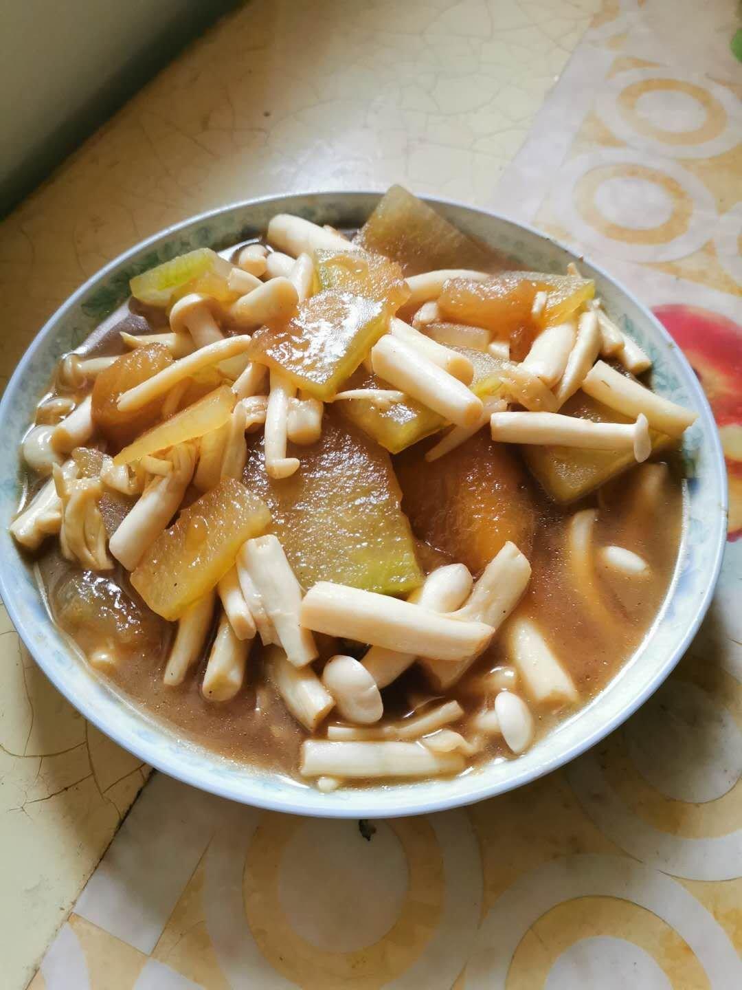 海鲜菇素炒冬瓜