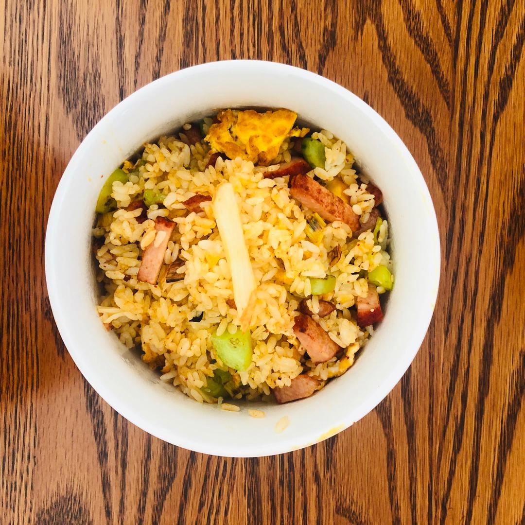 不正宗的扬州炒饭（家常版）