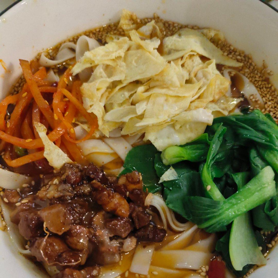 快手面（油泼辣子酸汤面）