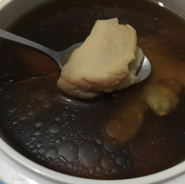 海底椰响螺片瘦肉汤