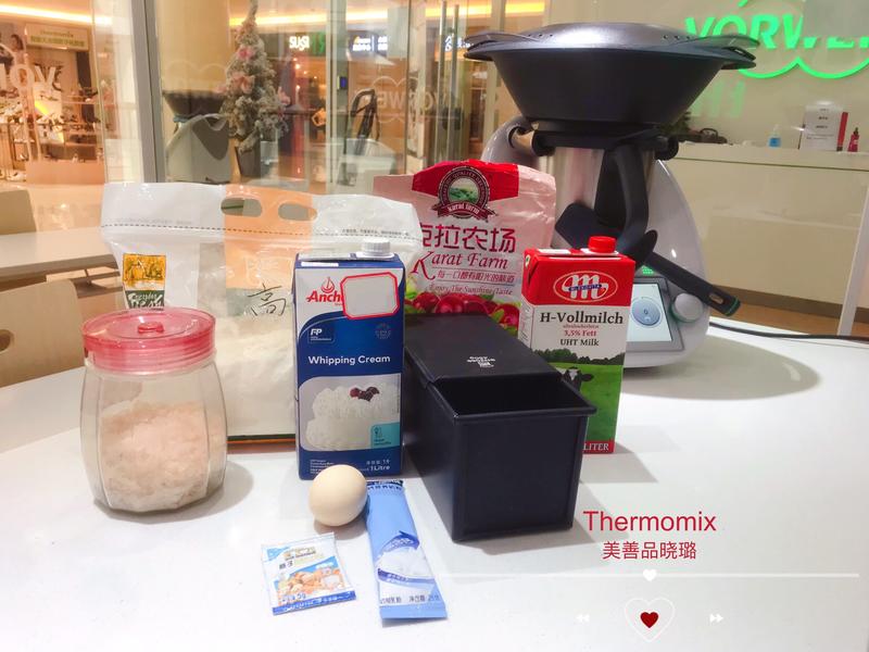 纯奶手撕吐司的做法 步骤1