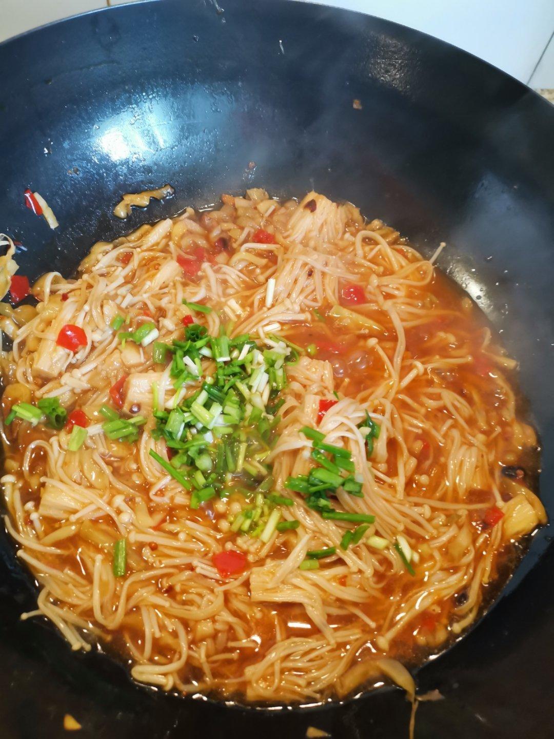 超下饭的炒金针菇！！