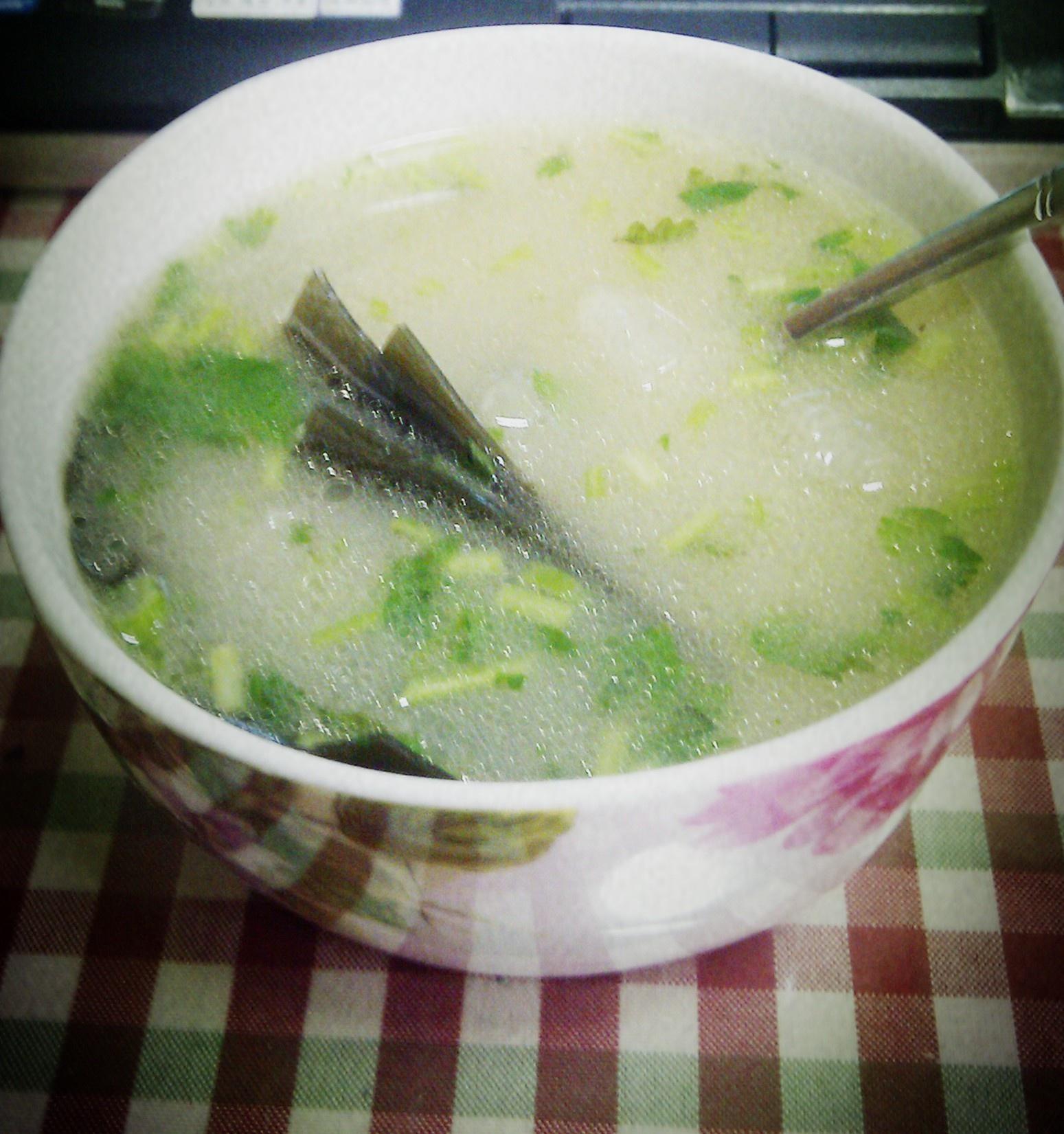 冬瓜虾米海带汤的做法