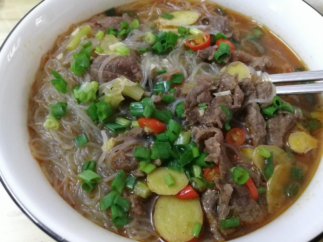 沙茶牛肉粉丝煲