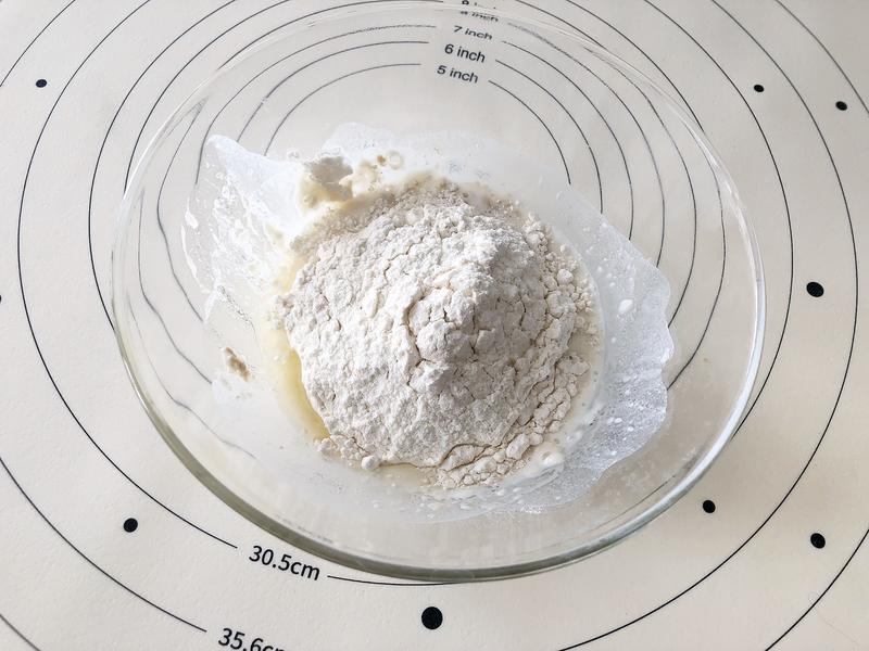 纯奶手撕吐司的做法 步骤1