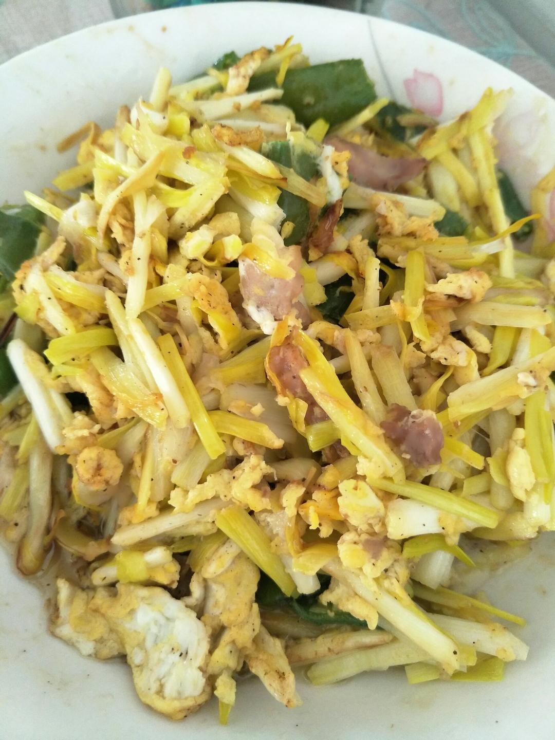 蒜黄炒蛋