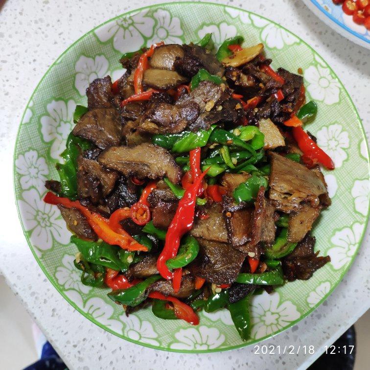 辣尖椒炒牛肉片