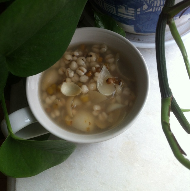 薏仁绿豆百合汤