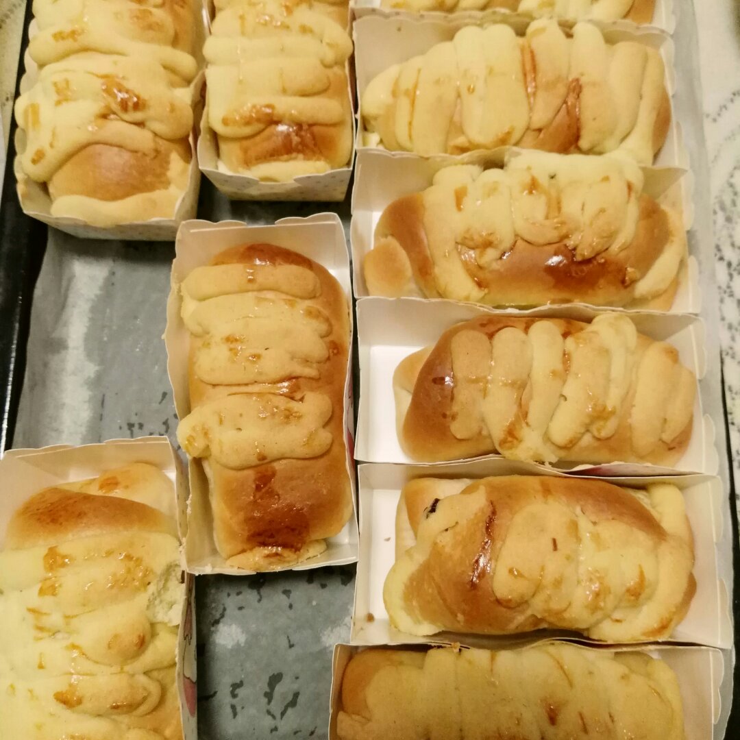 奶油酥皮小吐司