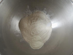 芝麻葱花面包的做法 步骤2