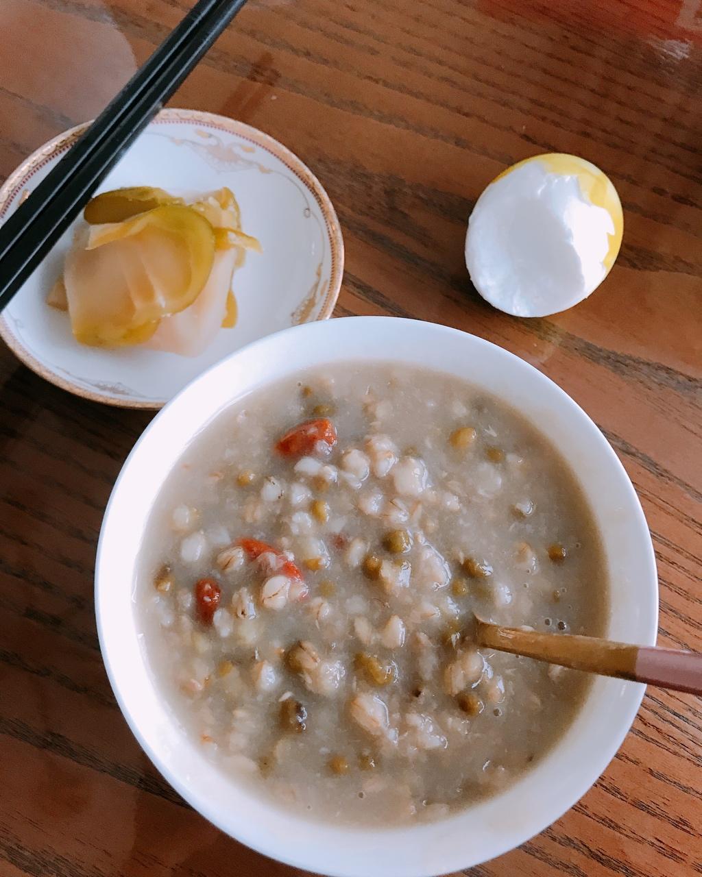 午餐•2019年6月8日