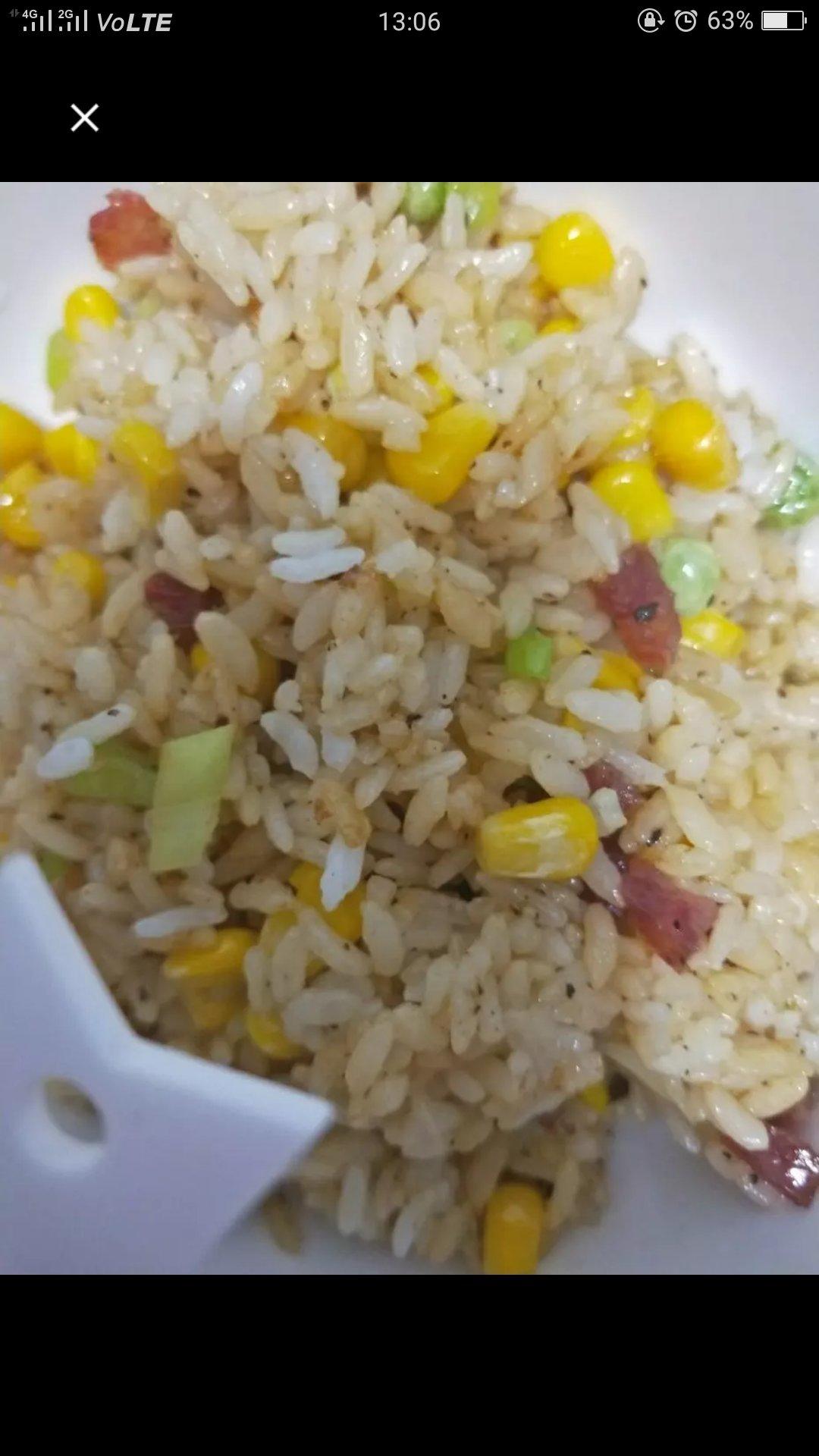 奶酪腊肠杂蔬炒饭