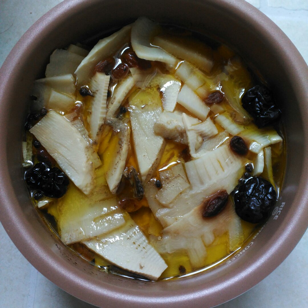 冬笋土鸡汤