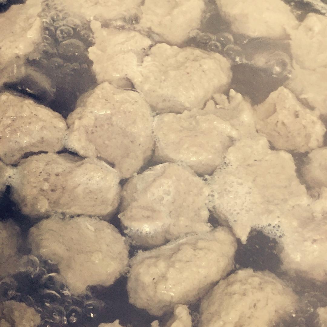 胡萝卜洋葱三文鱼鱼丸无淀粉（十个月宝宝辅食）