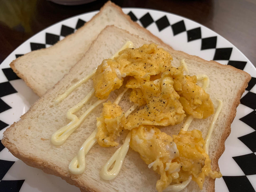美式炒蛋 scrambled eggs
