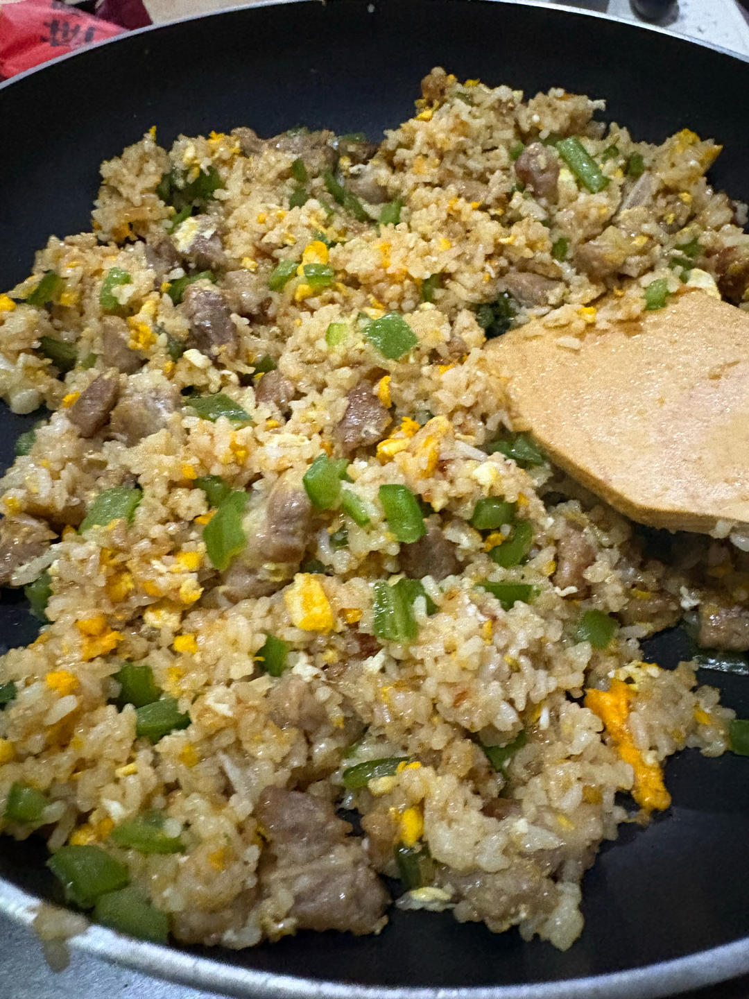 邻居抢着来我家吃土豆香肠炒饭，原来这么香！