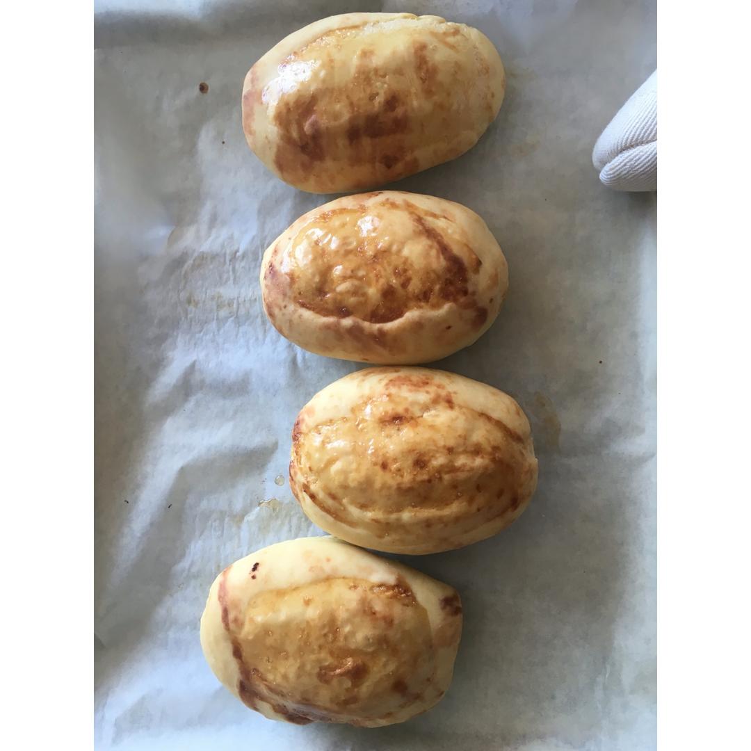 黄油面包卷